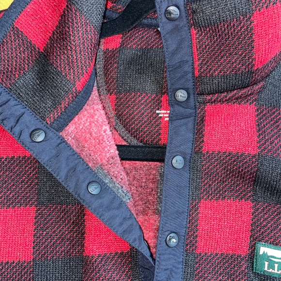 L.L. Bean Sweater Fleece Pullover Buffalo Plaid Garnet Warm Cozy Pockets - Picture 4 of 11